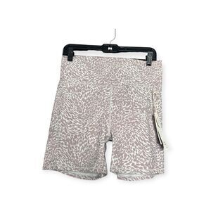 Vuori Studio Pocket Shorts High Rise Side Pockets Salt Blurred Torrent XL New